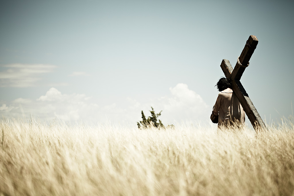 Jesus carrying cross