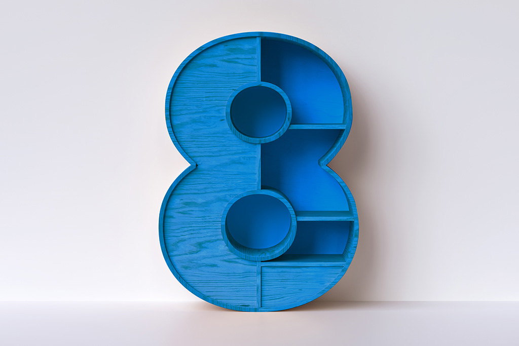 The number 8