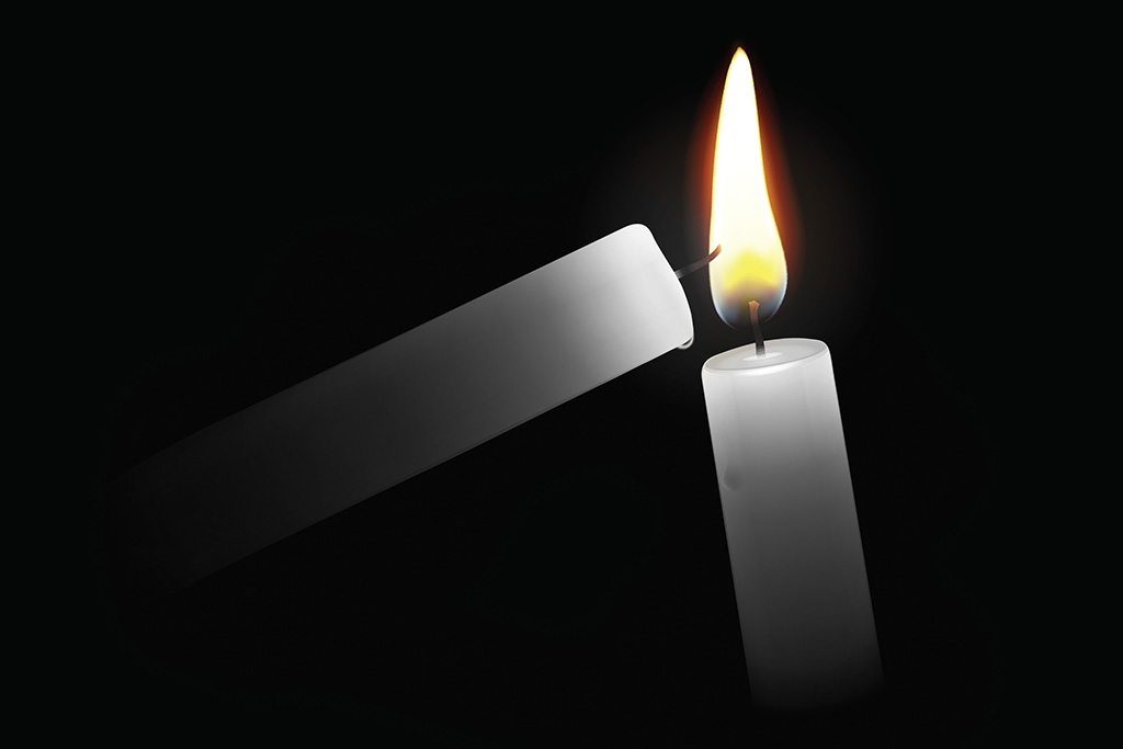 candle lighting another